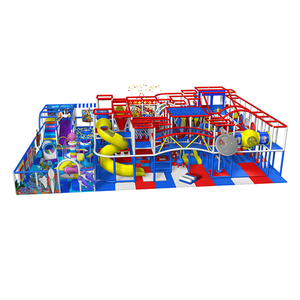 aire de jeux int&eacute;rieure-aventure-rouge-et-bleue-avec-toboggans