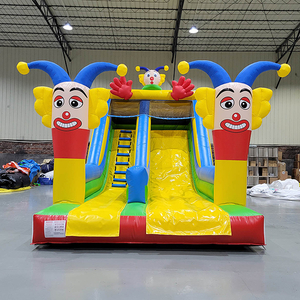 clown-carnaval-toboggan-gonflable-pour-entreprise-de-location