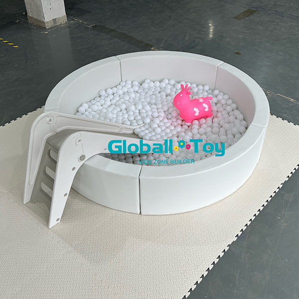 Playset comercial de espuma com escorregador para festas infantis
