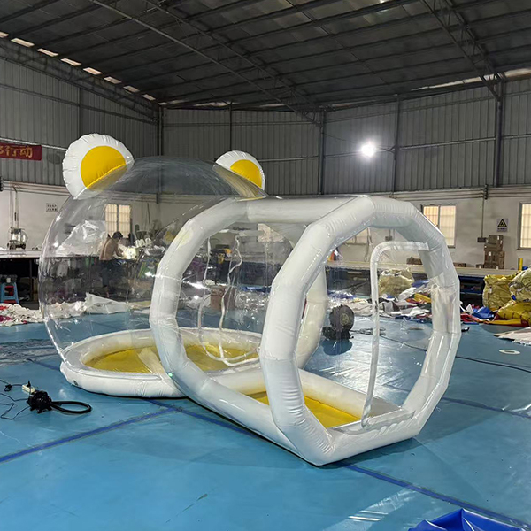 Tenda gonfiabile con cupola a forma di orso trasparente per il noleggio di feste per bambini