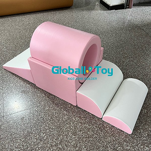 Miękki tunel do zabawy w kolorze różowym