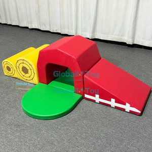 Tunnel di gioco morbido e set di diapositive per i più piccoli