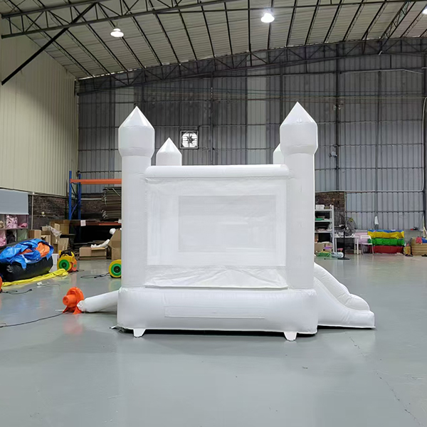 Glissi&egrave;re gonflable de rebond de ch&acirc;teau blanc en PVC pour les tout-petits