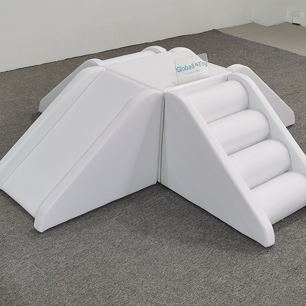 komercyjny zestaw miękkiej rampy i zjeżdżalni