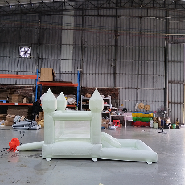 wit-inflatable-castle-castle-bounce-house-voor-kids-party-huur-huur