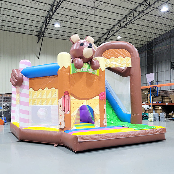 Casa-inflable-con-tobogán-para-guardería-de-tema-dulce