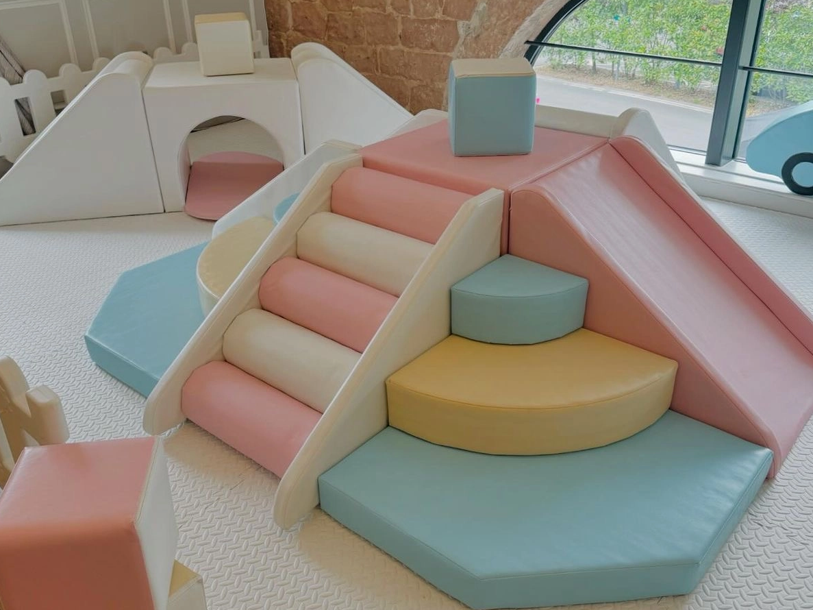 Juego de tobog&aacute;n y escalada de juego suave en colores pastel para patio de juegos interior para ni&ntilde;os peque&ntilde;os | Equipo de juego seguro de Globalltoy