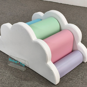 Túnel de rolos de nuvem pastel para fornecedores de sala de jogos