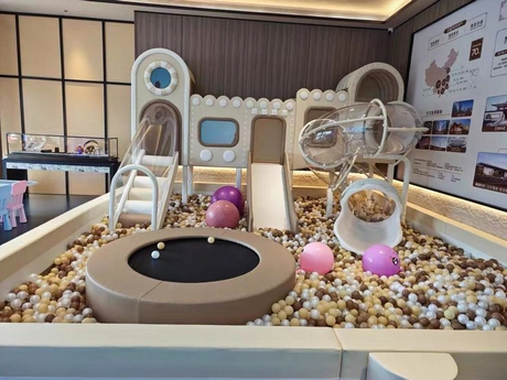 Globalltoy_731_548.jpg'den Çocuklara Yönelik Kaydıraklı ve Top Havuzlu Modern Kapalı Oyun Alanı Yumuşak Oyun Ekipmanları