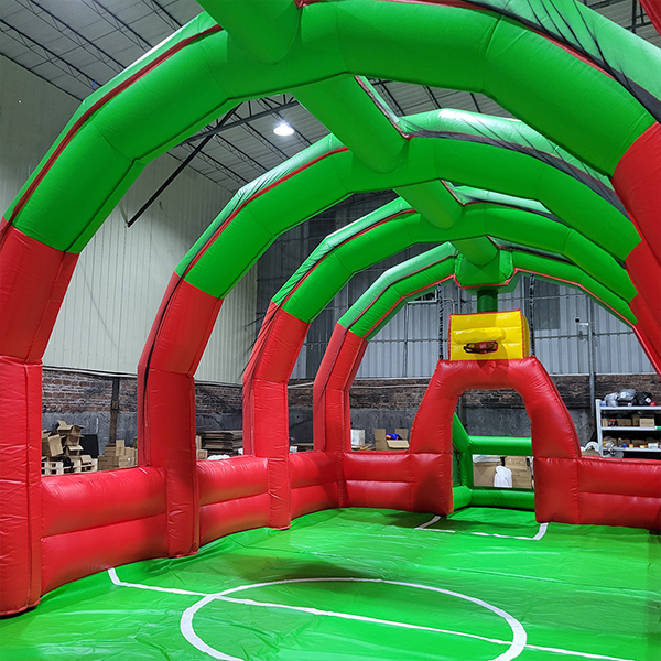 arena-sepak bola tiup-untuk-anak-anak-dan-dewasa