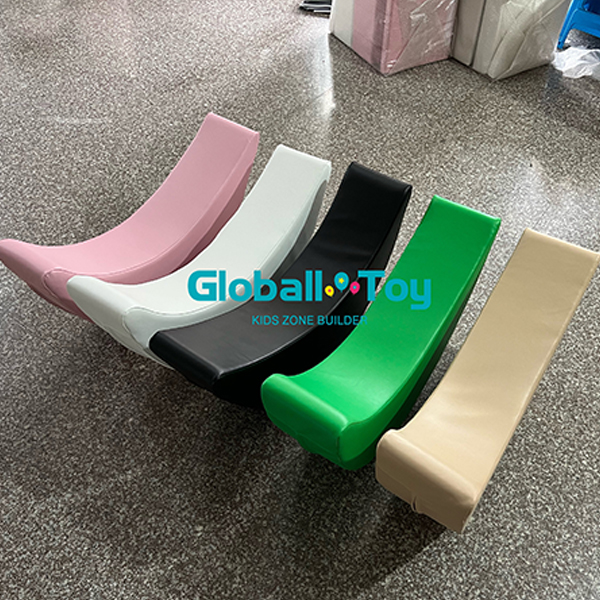 Armazém de brinquedos de equilíbrio para brincadeiras internas
