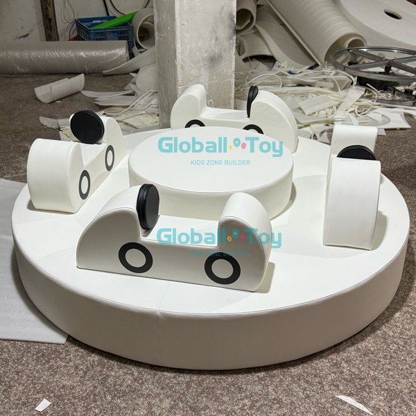 Meubles de jeu doux pour enfants avec voitures pour la location de f&ecirc;tes