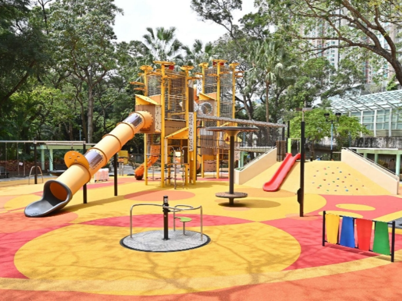 &iquest;C&oacute;mo mejorar la atracci&oacute;n combinando equipos blandos con &aacute;reas de juego al aire libre?