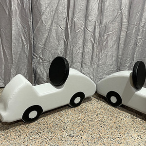 Scaplo tunnel in schiuma beige e bianca per i bambini piccoli