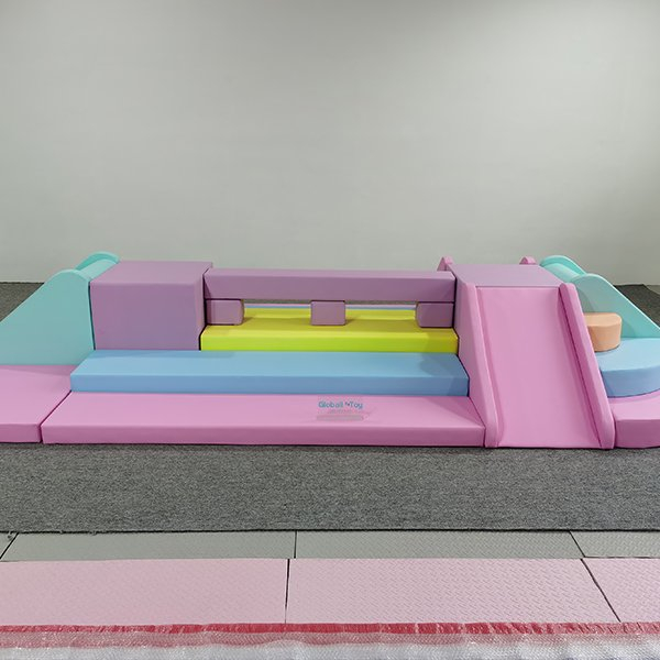 pastel-glij-en-zacht-speel-klimstructuur