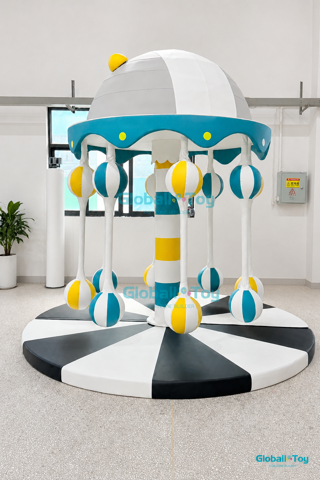 Carrossel-comercial-soft-play-com-f&aacute;brica-de-bolas-interativas
