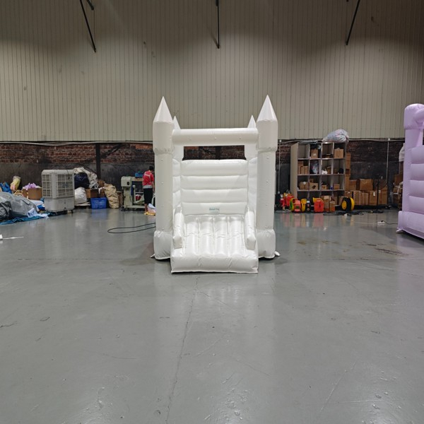 wei&szlig;-aufblasbare-H&uuml;pfburg-Rutsche-kommerzieller-Soft-Play-Indoor-Spielplatz